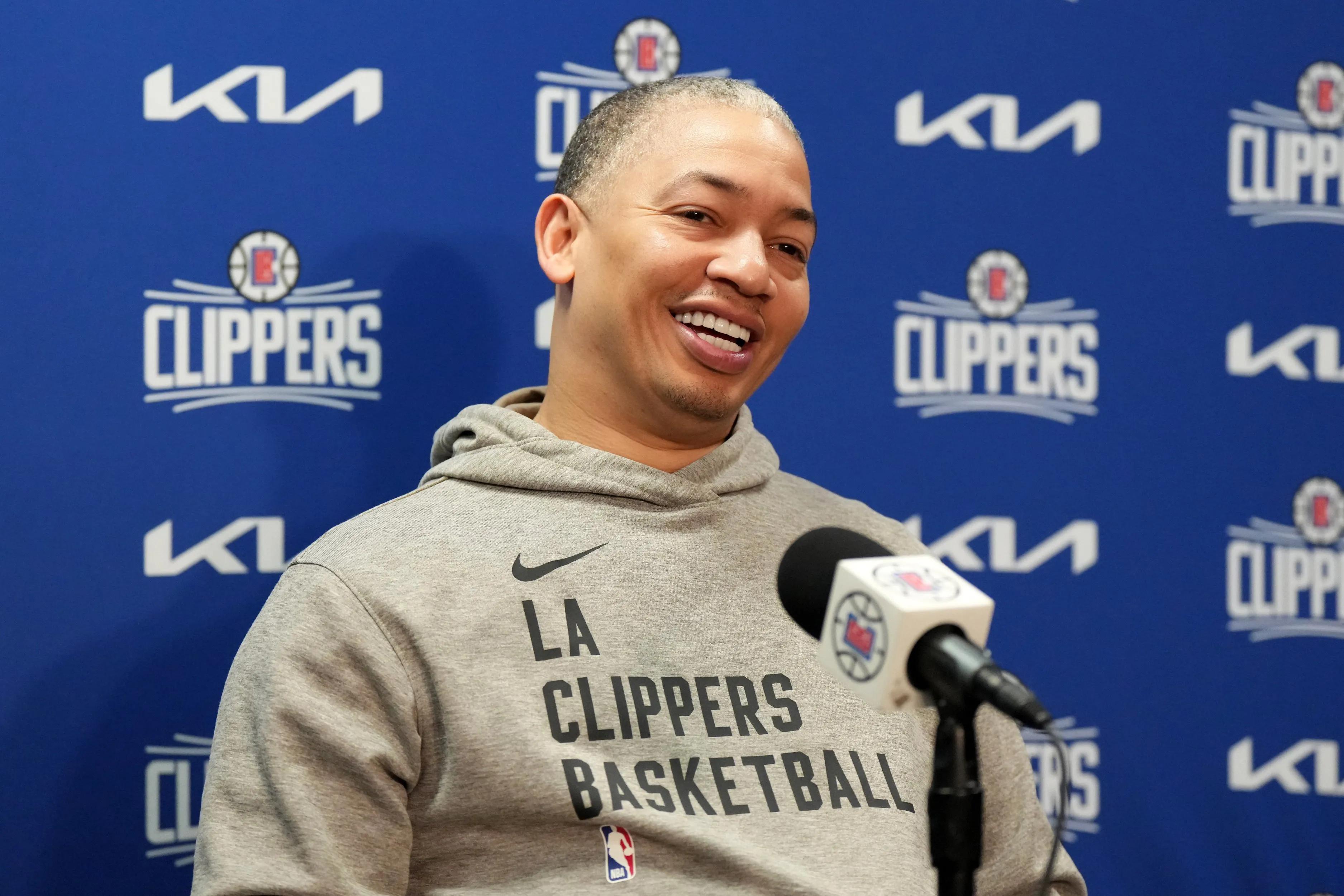 开云注册送好礼包含快船队惨败后更衣室爆发冲突，主帅回应，工作一点作为.的词条