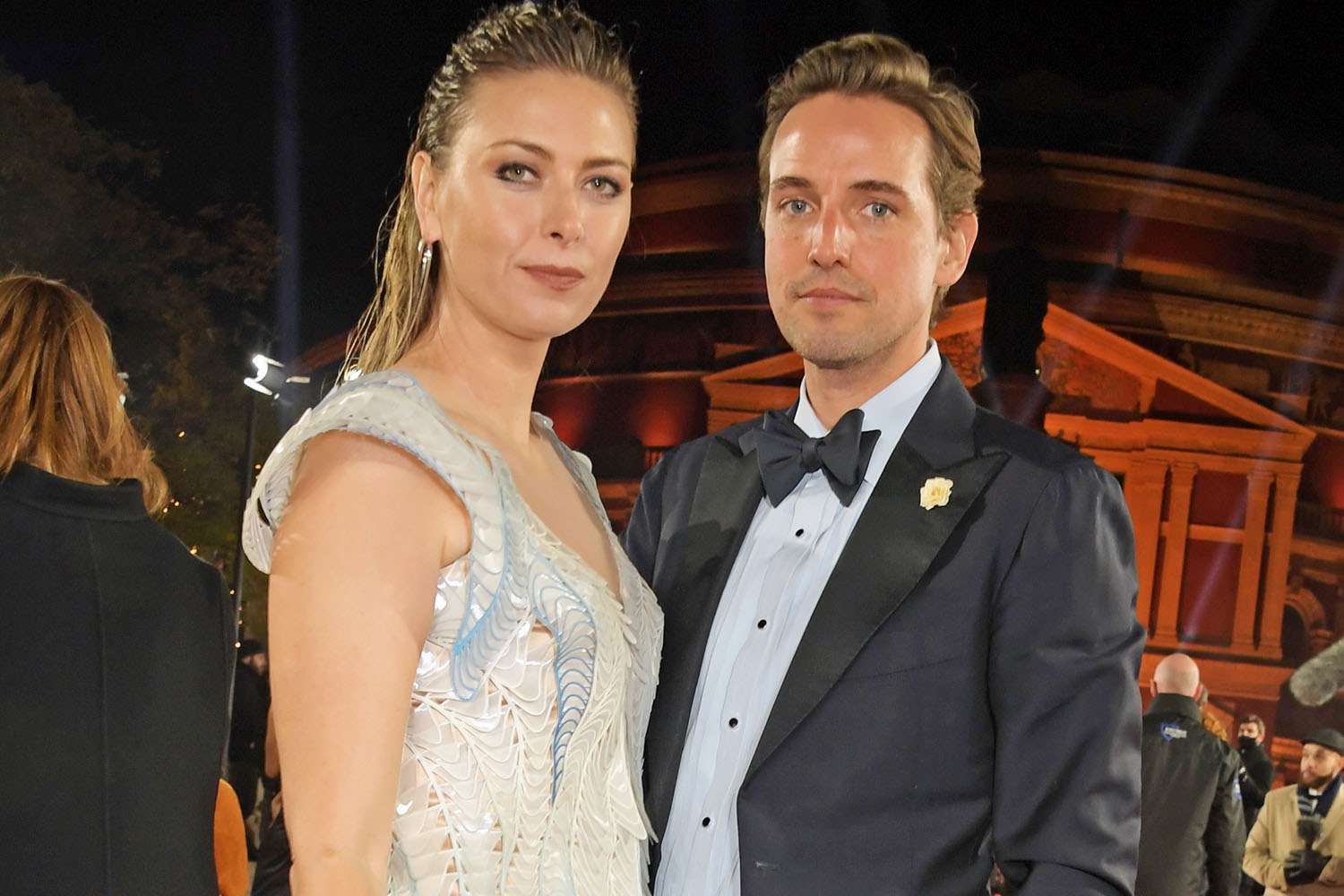 开云APP注册送金莎拉波娃迎来三赛季出色发挥，加拿大队观众热烈欢呼！气势如虹延续的简单介绍